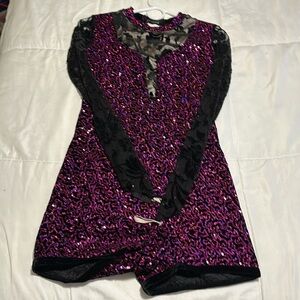 Costume Gallery adult med
Purple sequin short dance outfit